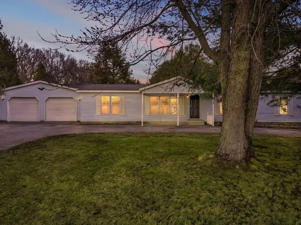 14865 Heritage Dr W, Wheatfield, IN 46392