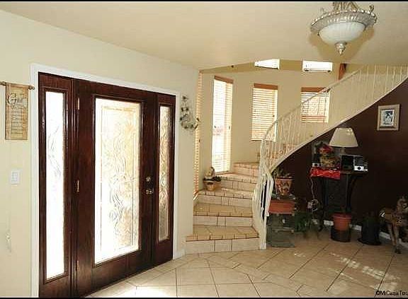 4th image of 8039 Glendale Ave