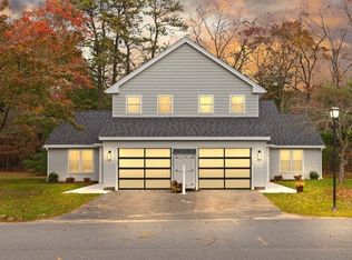 31 Barracks Rd, Hudson, MA 01749