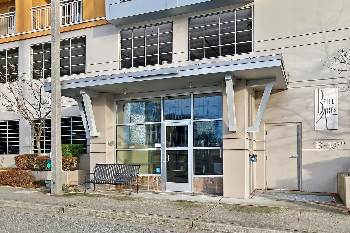 Photo 2 of 21 - 118 107th Ave NE - Bellevue, WA Building Photo - 118 107th Ave NE
