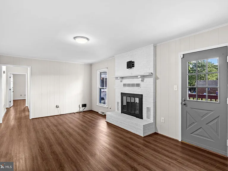 308 Butternut Dr — Photo 12