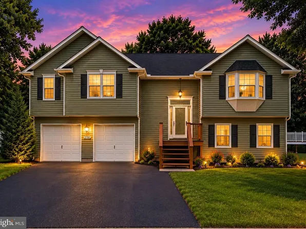 2153 Bonnie Ln, Waldorf, MD 20601