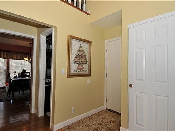 4th image of 3652 Oxford Ct