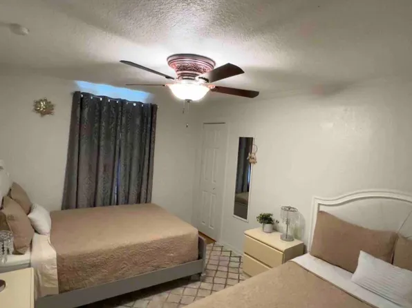 1206 Sunset Point Rd, Clearwater, FL 33755