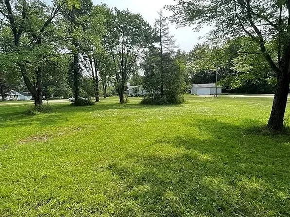 819 Swift Dr, Vienna, OH 44473