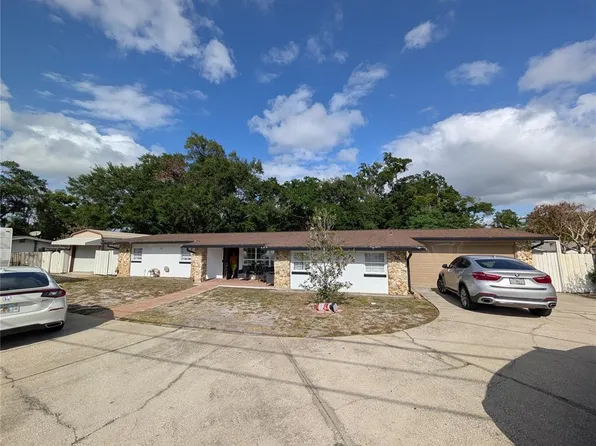 911 Bear Lake Rd, Apopka, FL 32703