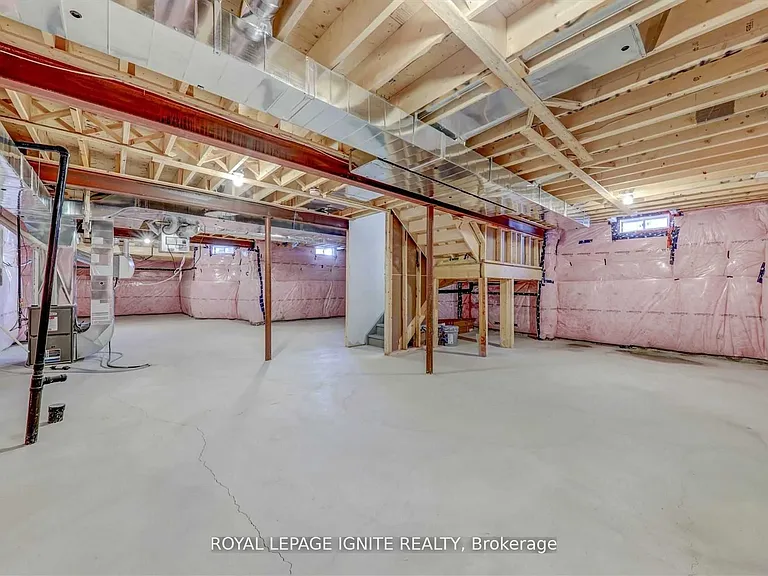 56 Rustle Woods Ave — Photo 36