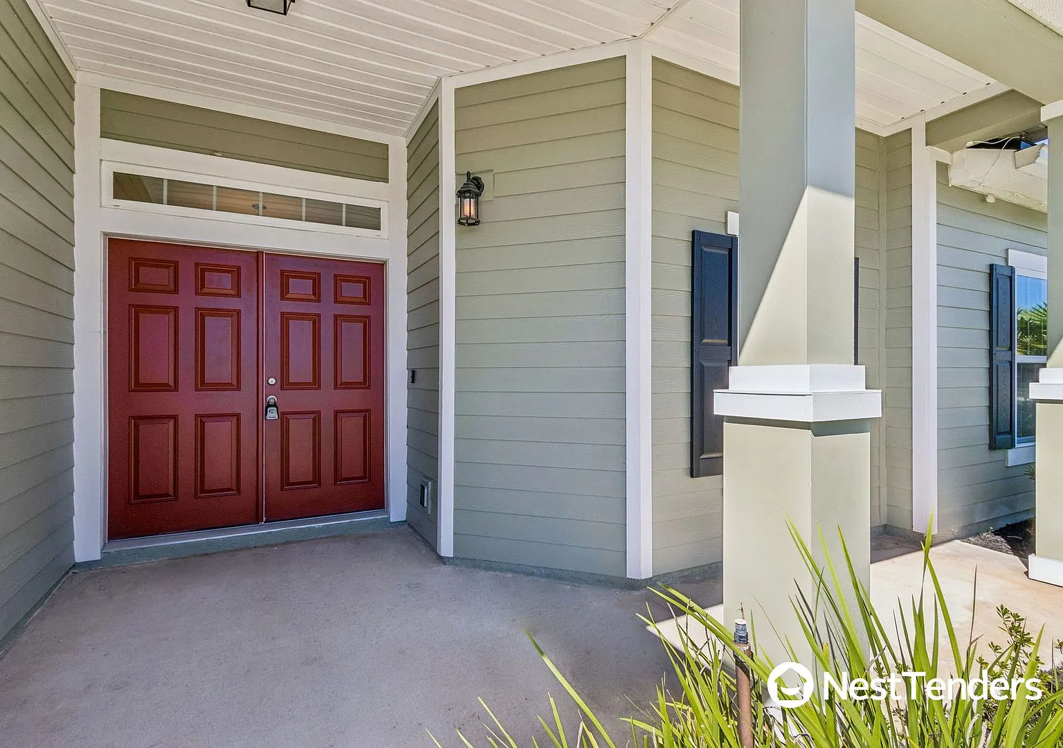 Beautiful 5 Bedroom Fernandina Beach Home! — Photo 2