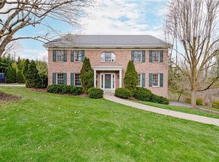1033 Tall Trees Dr, Pittsburgh, PA