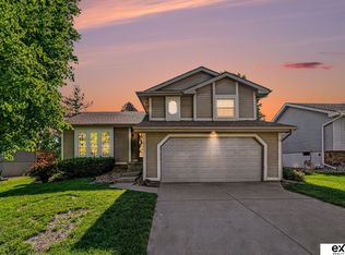 5027 S 164th St, Omaha, NE 68135