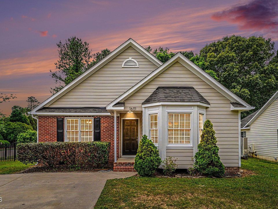 1st image of 1601 Forest Lynks Dr