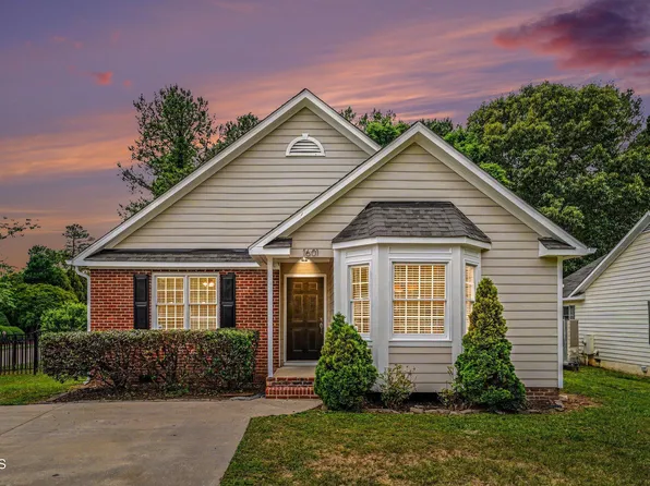 1601 Forest Lynks Dr, Wake Forest, NC 27587