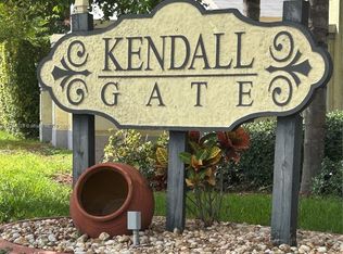 8725 SW 158th Pl, Miami, FL 33193