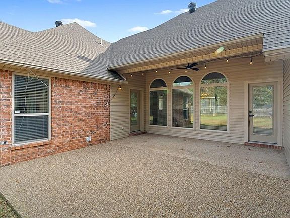 5th image of 6404 N Park Rd