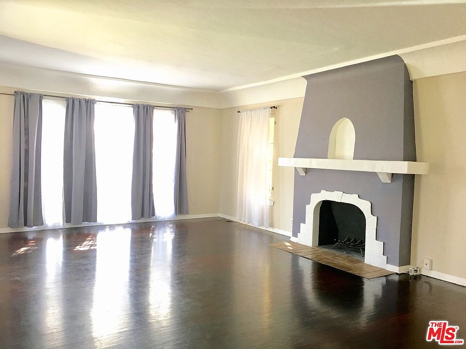 1st image of 373 S Crescent Heights Blvd