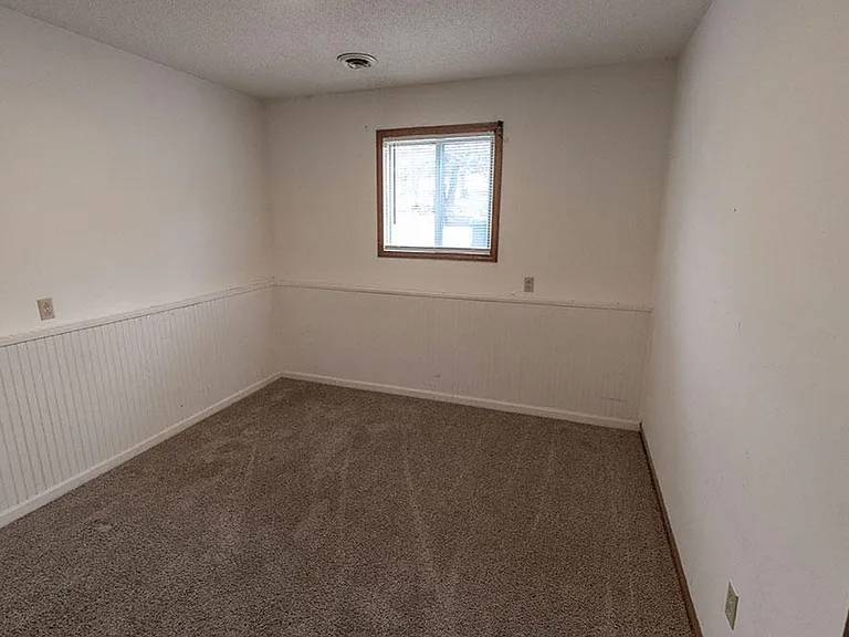 2908 Leeway Dr #D — Photo 15