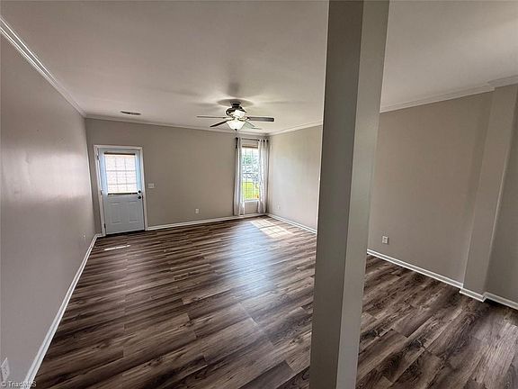 2nd image of 224 Brycewood Dr