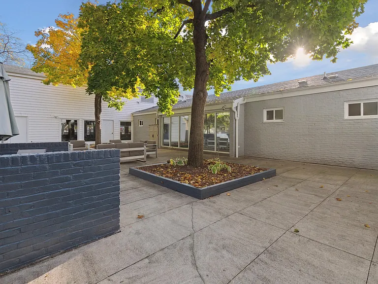 Lawndale Estates — Photo 20