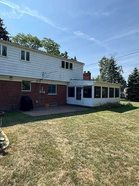 4 bed, 2.5 bath, 3017 sqft, $4,000 — Photo 4