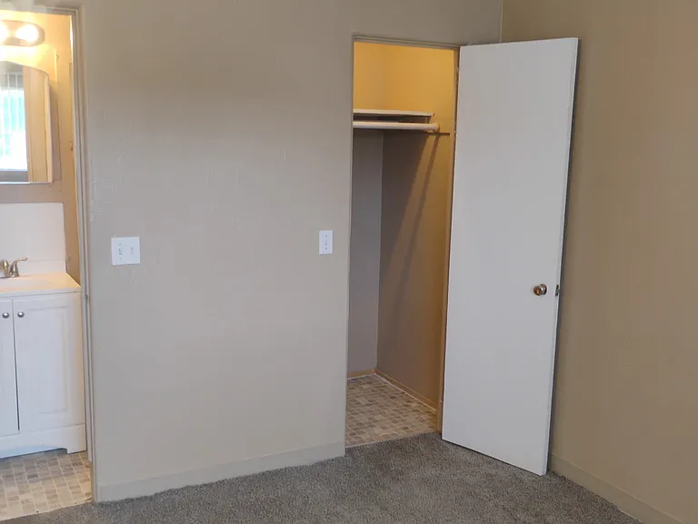 1639 Basin St SW #24 — Photo 6