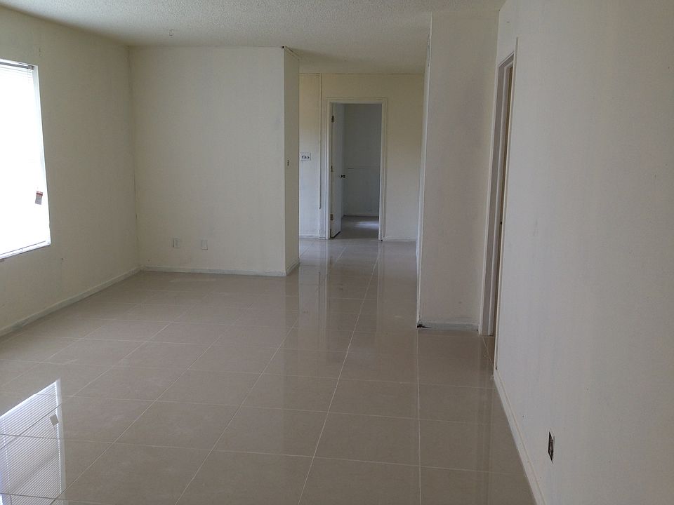 2nd image of 307 & 311 S 2nd Ave