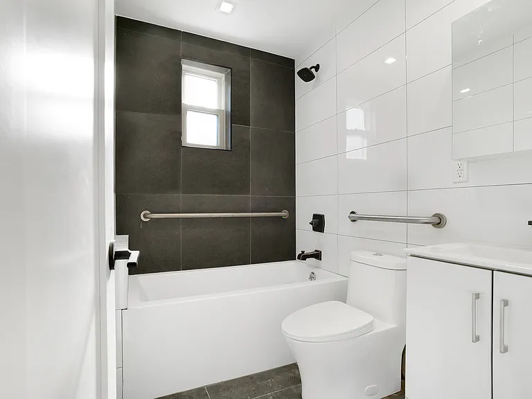 800 Empire Blvd #4E — Photo 6