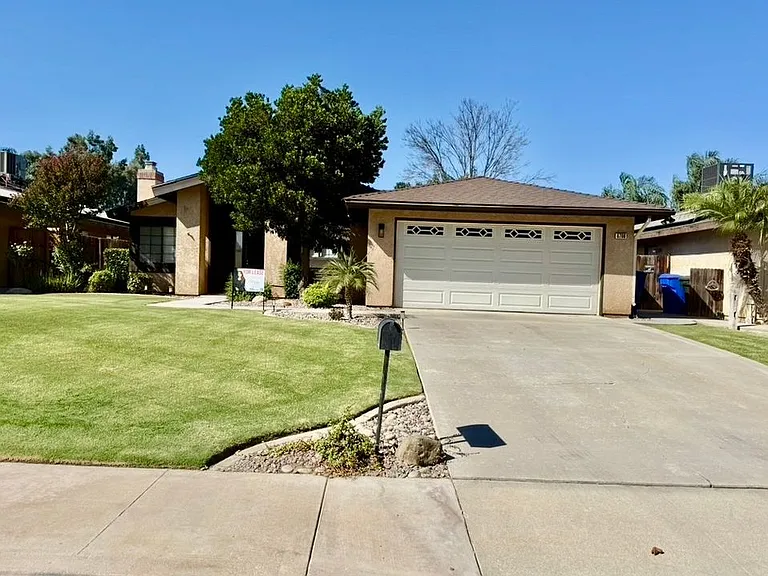 6708 Plaquemines Dr — Photo 3