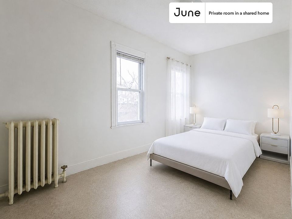 1st image of 175 River St #D