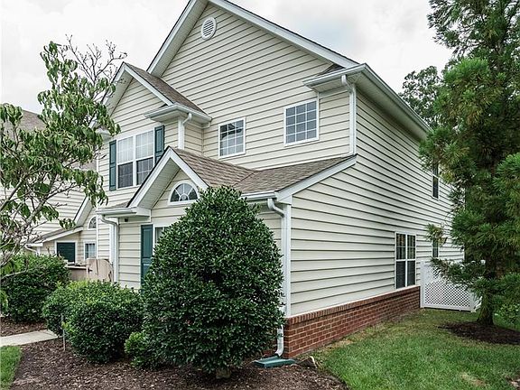 2nd image of 4688 Twin Hickory Lake Dr #4688