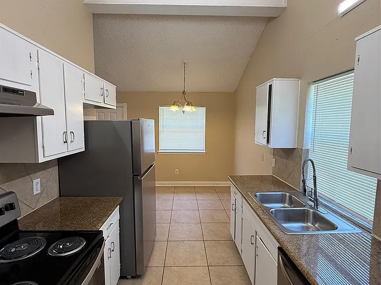 17834 Morrisway Ct — Photo 4
