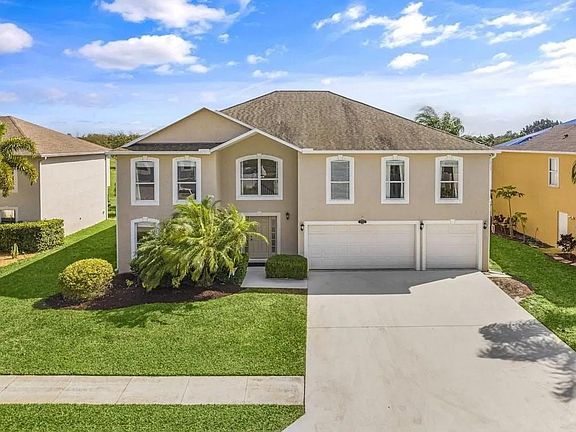 2nd image of 5907 Orangewood Ln