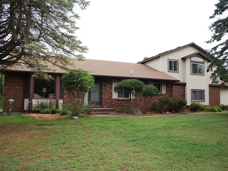 1st image of 2305 84th St SE