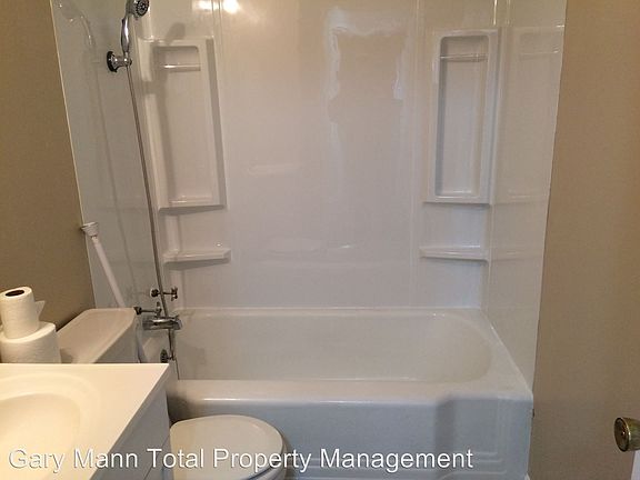4th image of 317 W Knolls Vista Dr