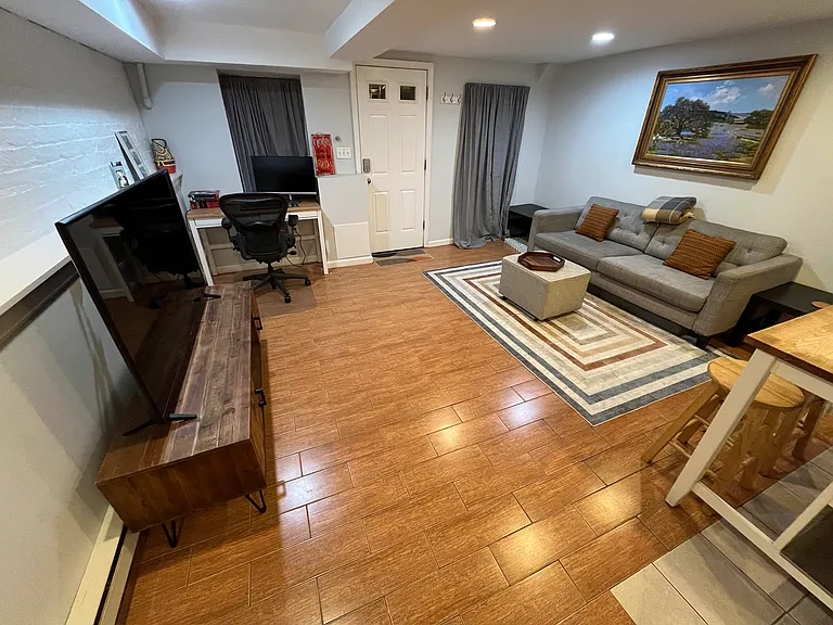 715 Quincy St NW #2 — Photo 16