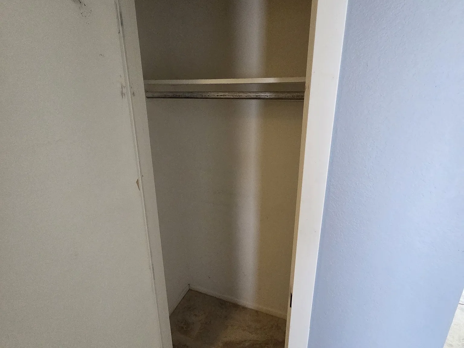 4 bed, 2174 sqft, $900 — Photo 3