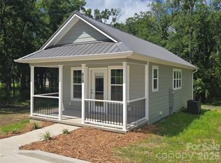 619 Railroad Ave, Troy, NC 27371
