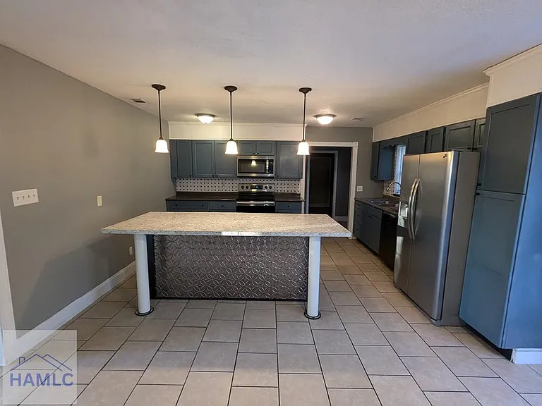 599 Olive St — Photo 14