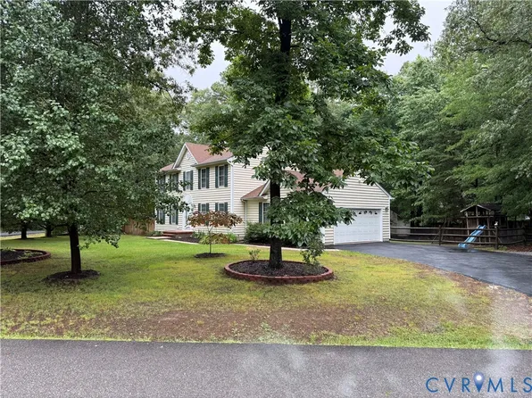 500 Montgomery Dr, Ruther Glen, VA 22546