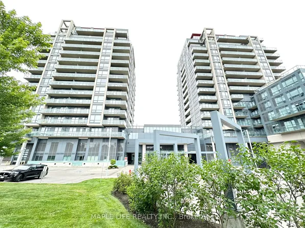 9090 Yonge St, Richmond Hill, ON