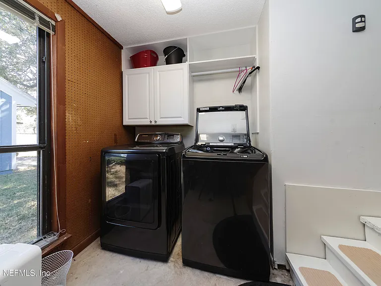 506 Cali Dr — Photo 38