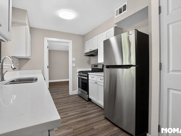 1623 Harness Ln — Photo 2