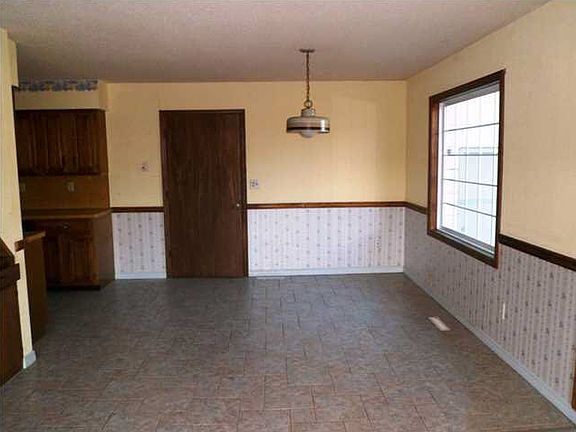 5th image of 606 N Osage St