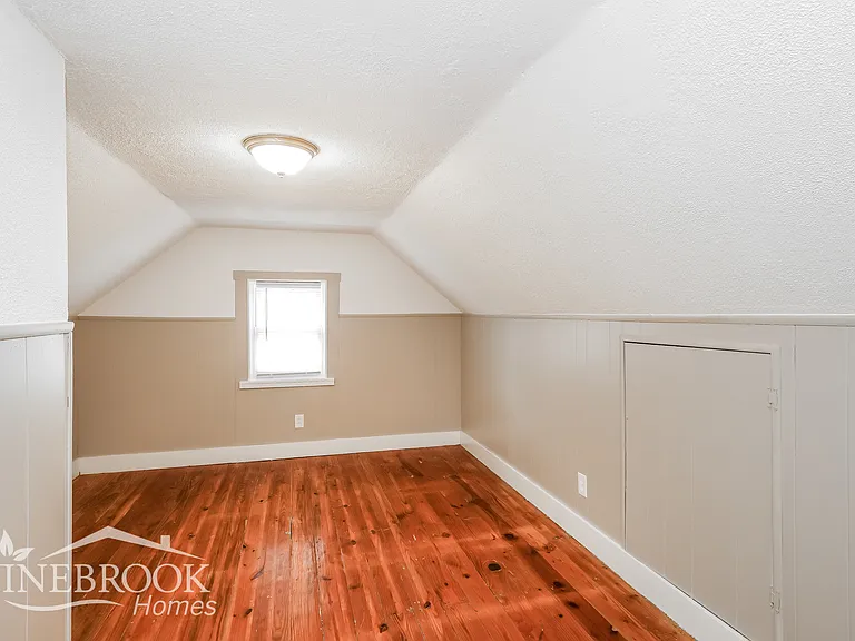 3998 Hamblen Dr — Photo 13