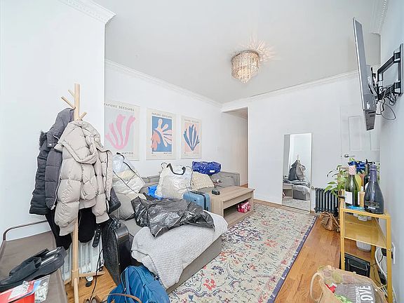 2nd image of 243 E 18th St APT 2
