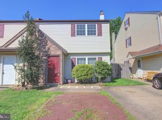 27 Braithwaite Ln, Quakertown, PA 18951