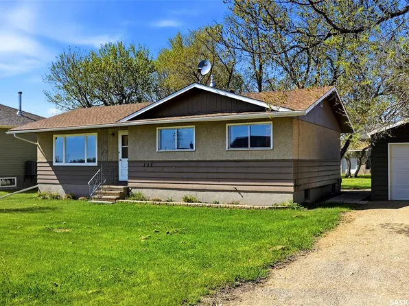 125 Brownlee AVENUE, Mclean, SK S0G 3E0