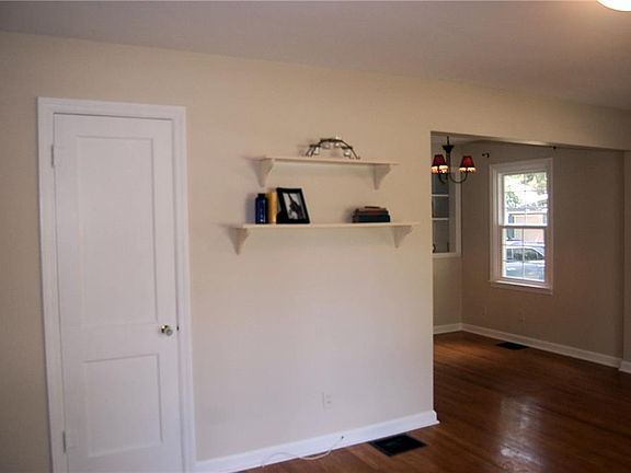 5th image of 5698 Norwaldo Ave