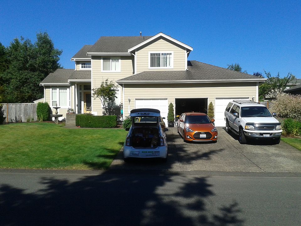1st image of 9214 65th Ave E