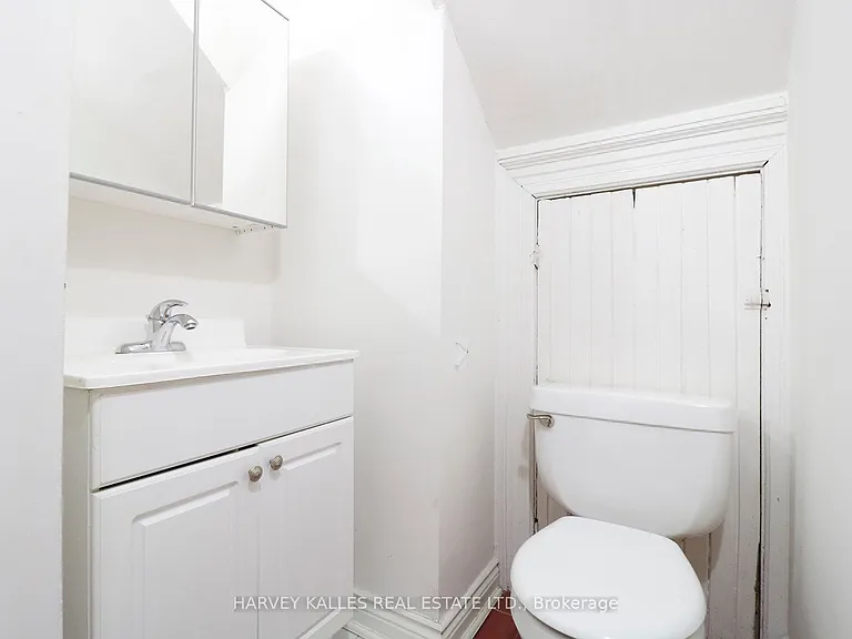 39 Macdonell Ave #1 — Photo 9
