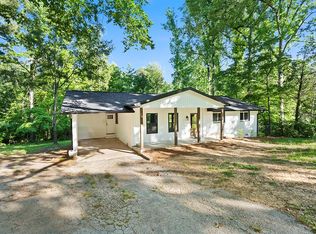 407 Beechwood Cir, Greenwood, SC 29646